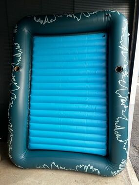Inflatable Rectangular Pool - Blue and Teal